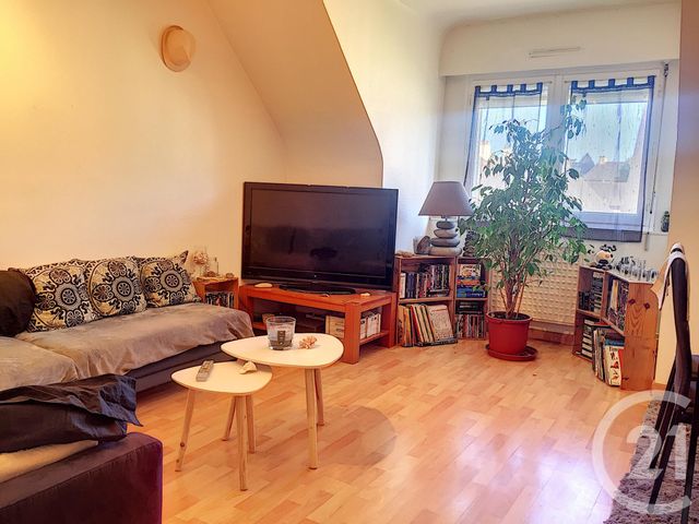 Appartement F2 à vendre - 2 pièces - 32.29 m2 - DINAN - 22 - BRETAGNE - Century 21 Agence De Bretagne Appartement F2 à vendre - 2 pièces - 32.29 m2 - DINAN - 22 - BRETAGNE - Century 21 Agence De Bretagne