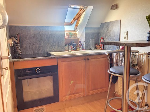 Appartement F2 à vendre - 2 pièces - 32.29 m2 - DINAN - 22 - BRETAGNE - Century 21 Agence De Bretagne Appartement F2 à vendre - 2 pièces - 32.29 m2 - DINAN - 22 - BRETAGNE - Century 21 Agence De Bretagne