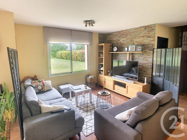 Afficher la photo en grand maison à vendre - 6 pièces - 140.08 m2 - ST SAMSON SUR RANCE - 22 - BRETAGNE - Century 21 Agence De Bretagne