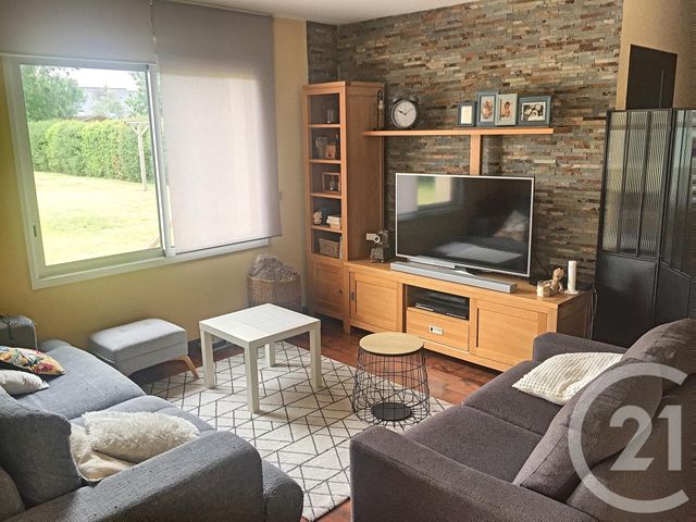 Afficher la photo en grand maison à vendre - 6 pièces - 140.08 m2 - ST SAMSON SUR RANCE - 22 - BRETAGNE - Century 21 Agence De Bretagne
