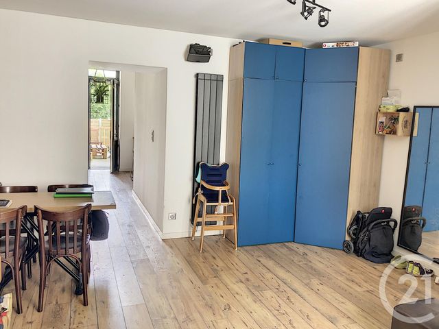 Afficher la photo en grand Appartement T3 à vendre - 3 pièces - 63.38 m2 - DINAN - 22 - BRETAGNE - Century 21 Agence De Bretagne