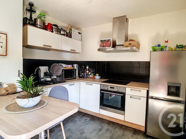 Afficher la photo en grand Appartement F2 à vendre - 2 pièces - 43.9 m2 - DINAN - 22 - BRETAGNE - Century 21 Agence De Bretagne