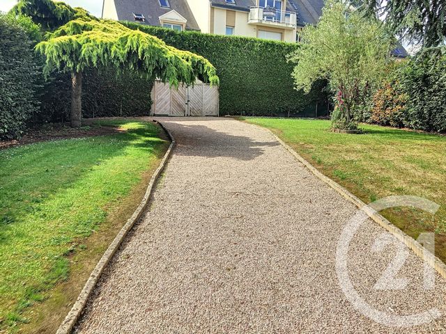 Afficher la photo en grand terrain à vendre - 822.0 m2 - LANVALLAY - 22 - BRETAGNE - Century 21 Agence De Bretagne