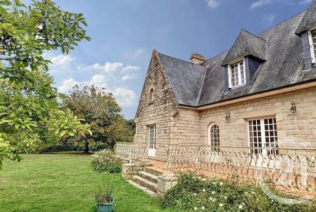 maison à vendre - 8 pièces - 204.06 m2 - LANVALLAY - 22 - BRETAGNE - Century 21 Agence De Bretagne