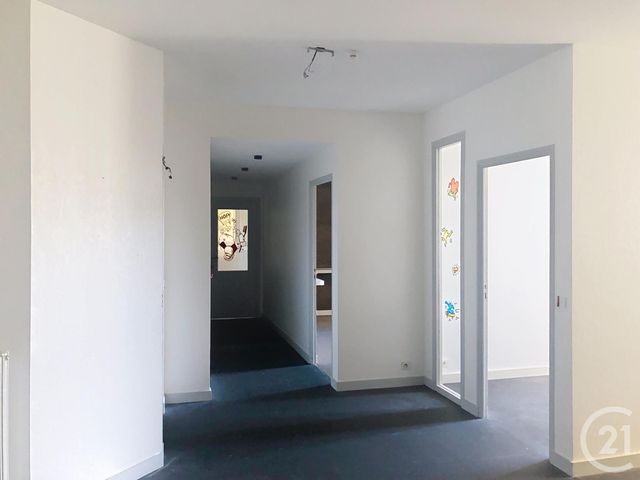 Appartement Local à vendre - 4 pièces - 149.18 m2 - DINAN - 22 - BRETAGNE - Century 21 Agence De Bretagne