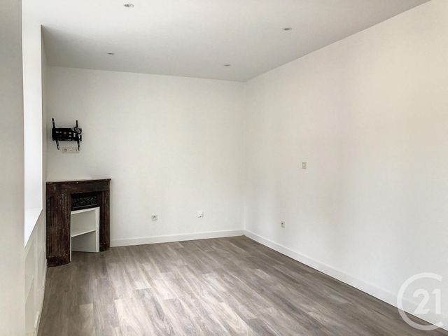 Studio à louer - 1 pièce - 23.42 m2 - PLANCOET - 22 - BRETAGNE - Century 21 Agence De Bretagne