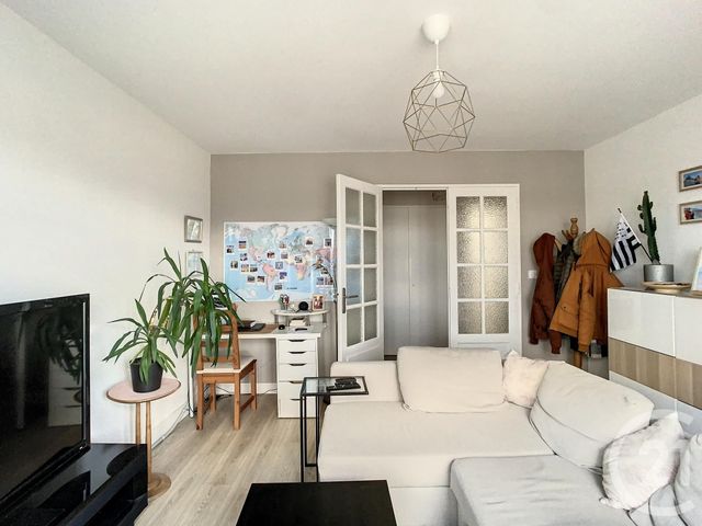 Appartement T2 à vendre - 2 pièces - 46.09 m2 - DINAN - 22 - BRETAGNE - Century 21 Agence De Bretagne