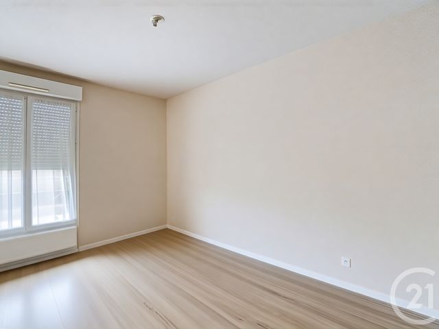 Appartement F4 à vendre - 4 pièces - 121.4 m2 - DINAN - 22 - BRETAGNE - Century 21 Agence De Bretagne