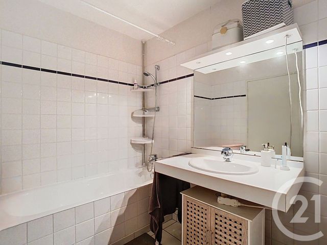 Appartement F4 à vendre - 4 pièces - 121.4 m2 - DINAN - 22 - BRETAGNE - Century 21 Agence De Bretagne