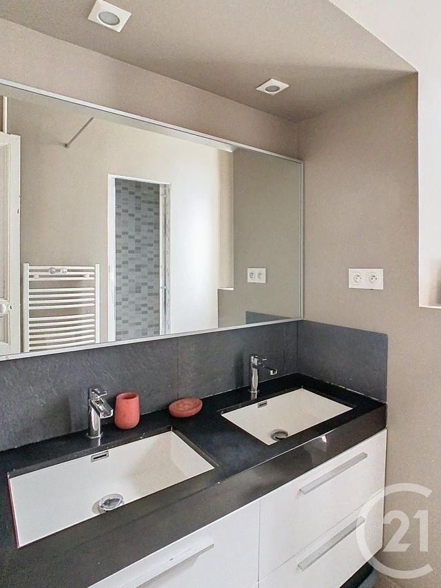 Afficher la photo en grand Appartement à vendre - 3 pièces - 63.31 m2 - DINAN - 22 - BRETAGNE - Century 21 Agence De Bretagne