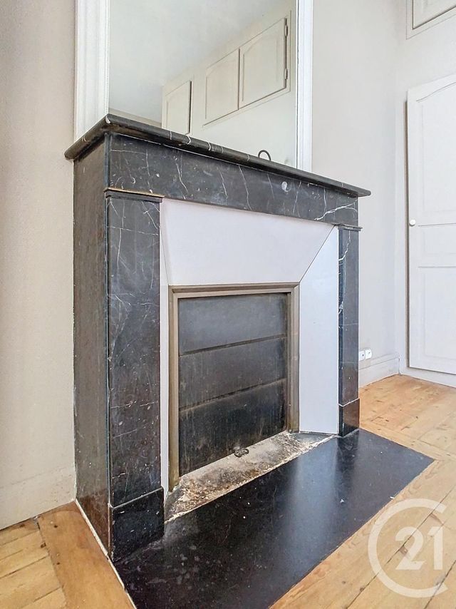 Afficher la photo en grand Appartement à vendre - 3 pièces - 63.31 m2 - DINAN - 22 - BRETAGNE - Century 21 Agence De Bretagne