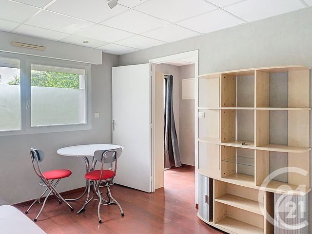 Appartement F1 à louer - 1 pièce - 21.18 m2 - LEHON - 22 - BRETAGNE - Century 21 Agence De Bretagne