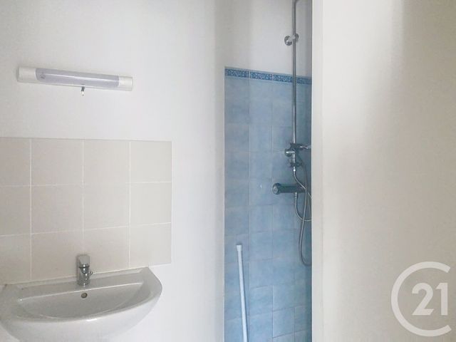 Appartement F1 à louer - 1 pièce - 27.43 m2 - DINAN - 22 - BRETAGNE - Century 21 Agence De Bretagne