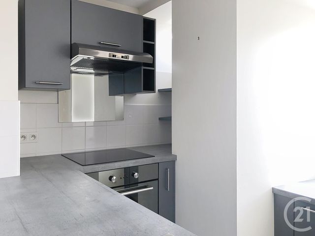 Appartement Duplex à louer - 3 pièces - 55.1 m2 - TADEN - 22 - BRETAGNE - Century 21 Agence De Bretagne