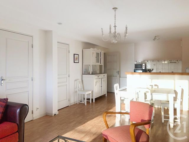 Appartement F2 à louer - 2 pièces - 53.06 m2 - LANVALLAY - 22 - BRETAGNE - Century 21 Agence De Bretagne