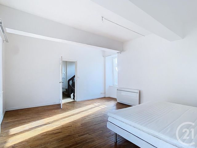Afficher la photo en grand Appartement F3 à vendre - 3 pièces - 76.55 m2 - DINAN - 22 - BRETAGNE - Century 21 Agence De Bretagne