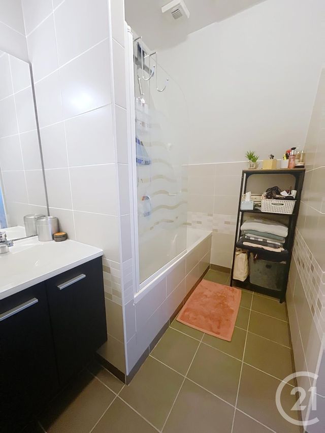 Appartement T3 à vendre - 3 pièces - 71.84 m2 - DINAN - 22 - BRETAGNE - Century 21 Agence De Bretagne