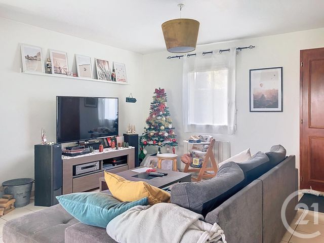 maison à louer - 5 pièces - 101.81 m2 - ST SAMSON SUR RANCE - 22 - BRETAGNE - Century 21 Agence De Bretagne