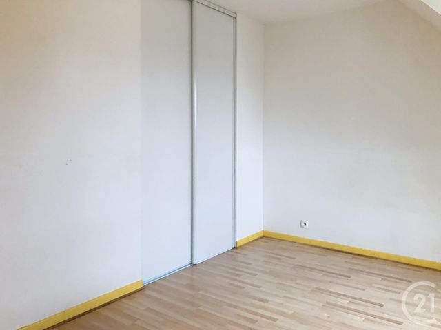 maison à louer - 5 pièces - 101.81 m2 - ST SAMSON SUR RANCE - 22 - BRETAGNE - Century 21 Agence De Bretagne