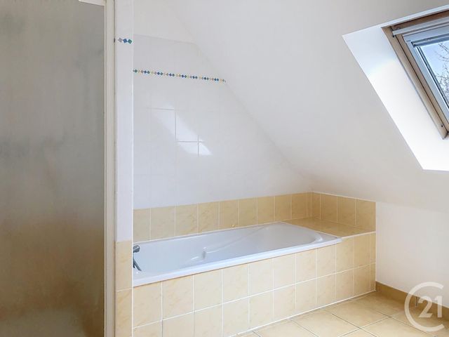 maison à louer - 5 pièces - 101.81 m2 - ST SAMSON SUR RANCE - 22 - BRETAGNE - Century 21 Agence De Bretagne