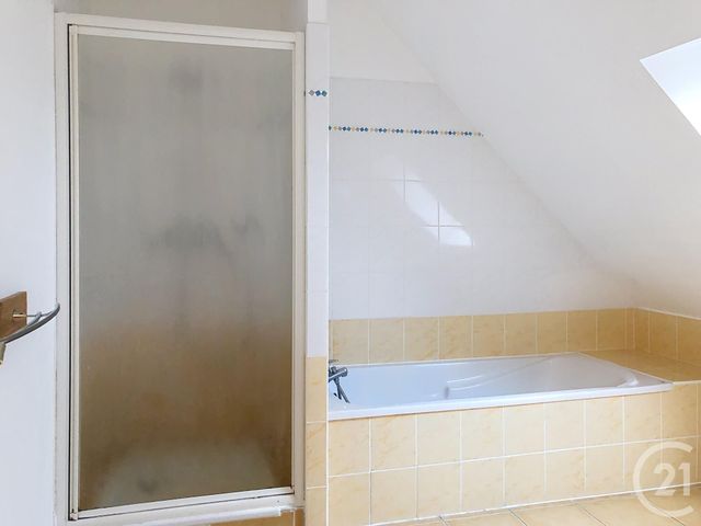 maison à louer - 5 pièces - 101.81 m2 - ST SAMSON SUR RANCE - 22 - BRETAGNE - Century 21 Agence De Bretagne