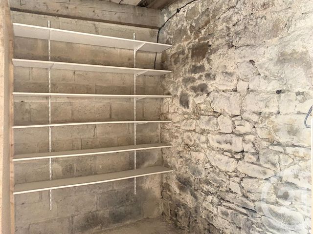 Afficher la photo en grand Appartement F2 à louer - 2 pièces - 26.5 m2 - DINAN - 22 - BRETAGNE - Century 21 Agence De Bretagne