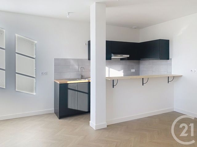 Appartement F3 à louer - 3 pièces - 65.15 m2 - DINAN - 22 - BRETAGNE - Century 21 Agence De Bretagne