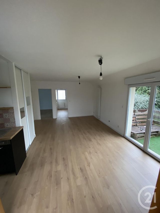 Appartement F3 à louer - 3 pièces - 46.0 m2 - QUEVERT - 22 - BRETAGNE - Century 21 Agence De Bretagne