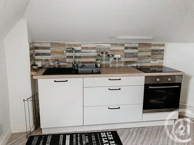 Appartement T1 à louer - 1 pièce - 27.92 m2 - DINAN - 22 - BRETAGNE - Century 21 Agence De Bretagne