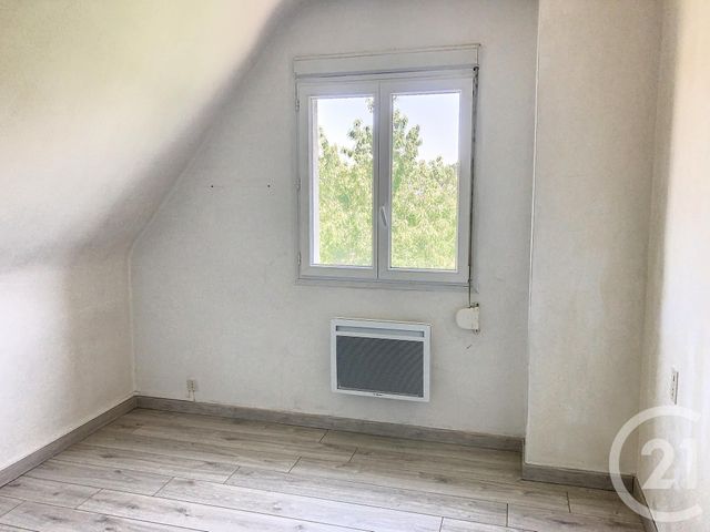 maison à louer - 6 pièces - 106.71 m2 - PLUMAUDAN - 22 - BRETAGNE - Century 21 Agence De Bretagne