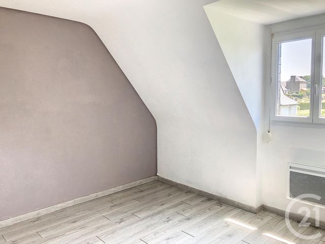 maison à louer - 6 pièces - 106.71 m2 - PLUMAUDAN - 22 - BRETAGNE - Century 21 Agence De Bretagne