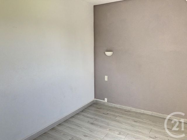 maison à louer - 6 pièces - 106.71 m2 - PLUMAUDAN - 22 - BRETAGNE - Century 21 Agence De Bretagne