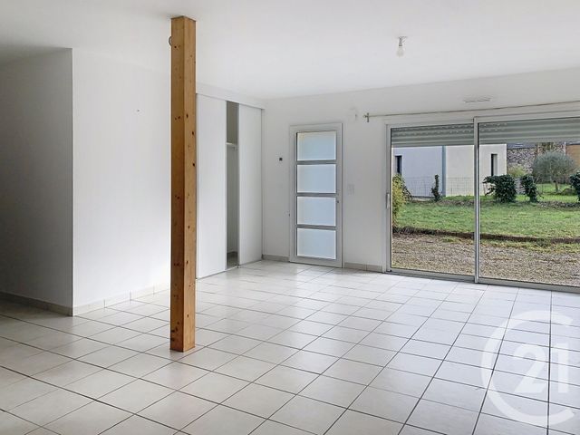 maison à louer - 4 pièces - 80.0 m2 - PLESLIN TRIGAVOU - 22 - BRETAGNE - Century 21 Agence De Bretagne