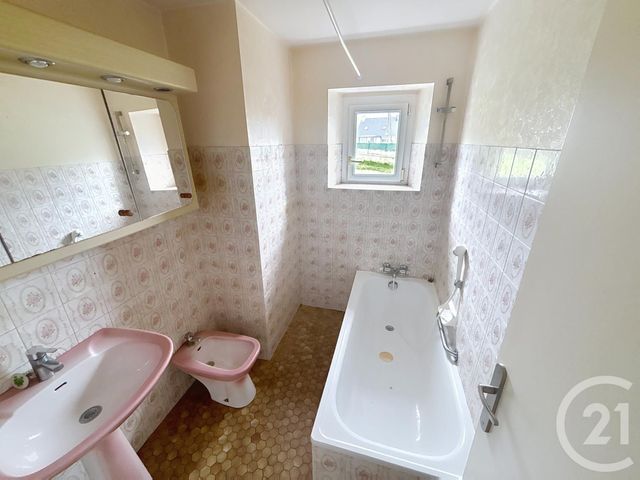 maison à vendre - 3 pièces - 71.0 m2 - ST CARNE - 22 - BRETAGNE - Century 21 Agence De Bretagne