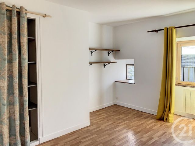 maison à louer - 4 pièces - 138.21 m2 - CALORGUEN - 22 - BRETAGNE - Century 21 Agence De Bretagne