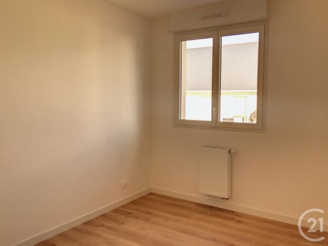 maison à louer - 4 pièces - 76.03 m2 - LANVALLAY - 22 - BRETAGNE - Century 21 Agence De Bretagne