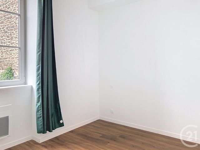 Appartement F4 à louer - 4 pièces - 62.28 m2 - LANVALLAY - 22 - BRETAGNE - Century 21 Agence De Bretagne