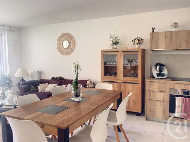 Appartement F3 à louer - 3 pièces - 69.8 m2 - DINAN - 22 - BRETAGNE - Century 21 Agence De Bretagne