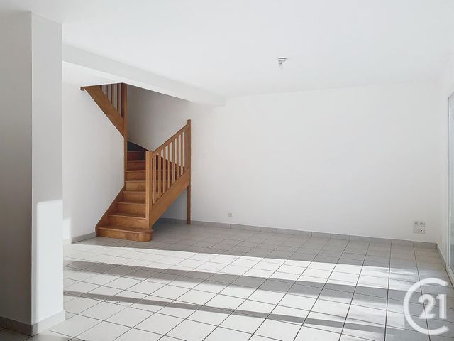 maison à louer - 4 pièces - 82.52 m2 - LANVALLAY - 22 - BRETAGNE - Century 21 Agence De Bretagne