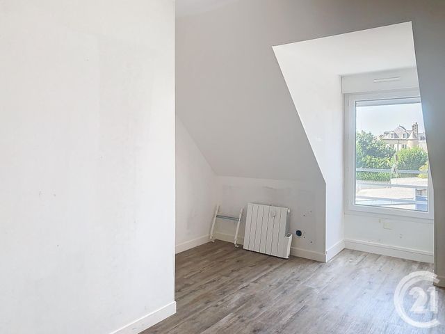 Appartement F3 à louer - 3 pièces - 82.49 m2 - DINAN - 22 - BRETAGNE - Century 21 Agence De Bretagne