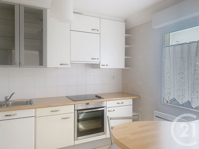 Appartement F3 à louer - 3 pièces - 81.8 m2 - DINAN - 22 - BRETAGNE - Century 21 Agence De Bretagne