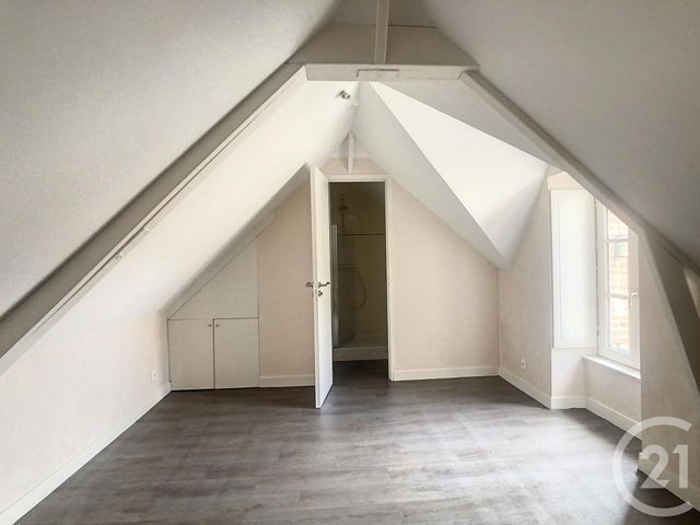 Appartement Duplex à louer - 4 pièces - 78.63 m2 - DINAN - 22 - BRETAGNE - Century 21 Agence De Bretagne