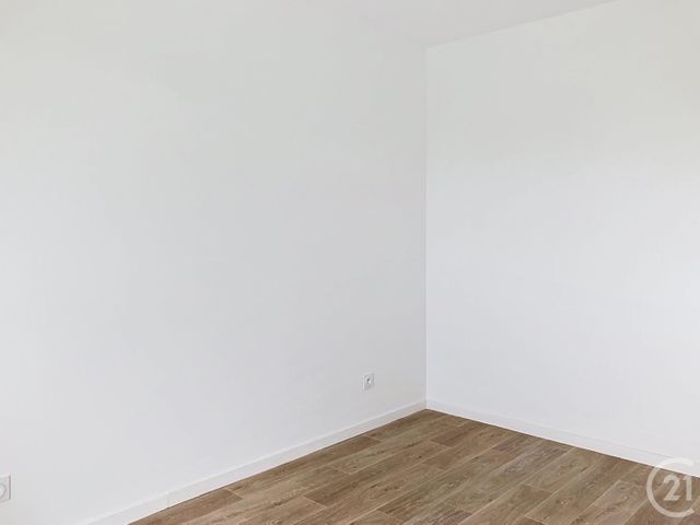 Appartement F3 à louer - 3 pièces - 62.72 m2 - QUEVERT - 22 - BRETAGNE - Century 21 Agence De Bretagne