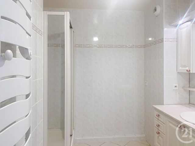 Appartement F4 à louer - 4 pièces - 93.75 m2 - DINAN - 22 - BRETAGNE - Century 21 Agence De Bretagne