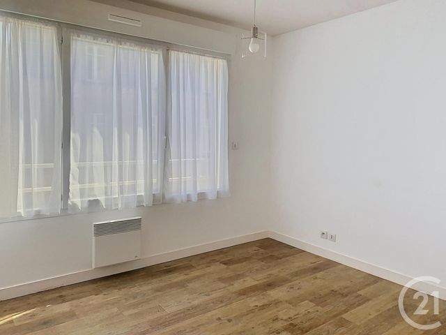 Appartement F4 à louer - 4 pièces - 93.75 m2 - DINAN - 22 - BRETAGNE - Century 21 Agence De Bretagne