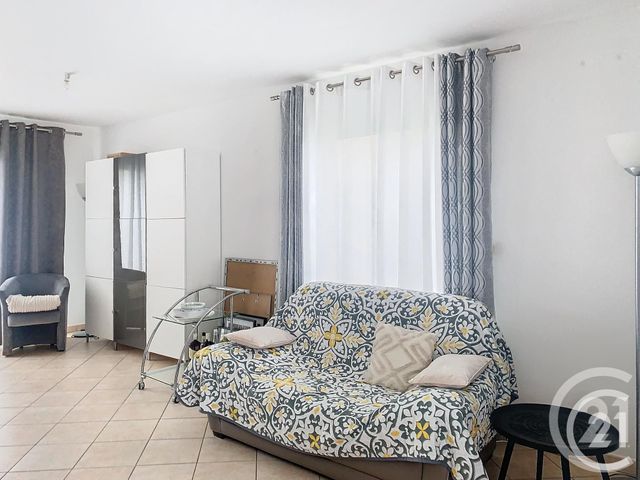 maison à louer - 5 pièces - 135.0 m2 - PLUMAUDAN - 22 - BRETAGNE - Century 21 Agence De Bretagne