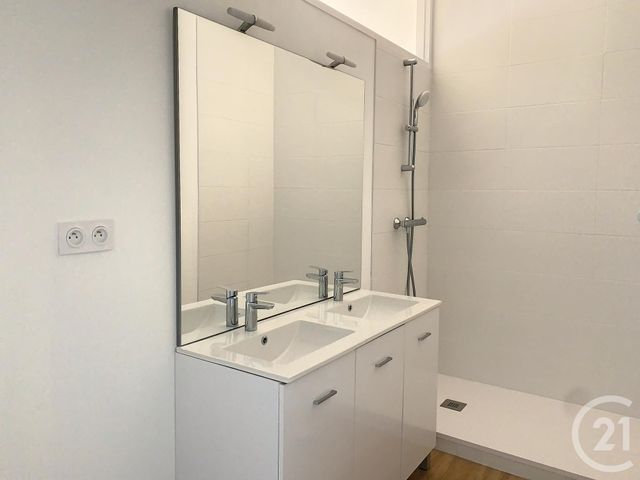 Appartement F2 à louer - 2 pièces - 35.0 m2 - PLANCOET - 22 - BRETAGNE - Century 21 Agence De Bretagne