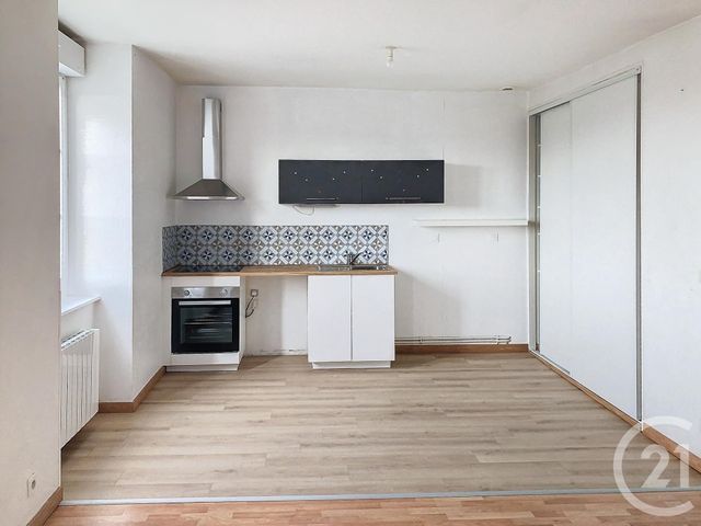 Appartement F3 à louer - 3 pièces - 68.1 m2 - DINAN - 22 - BRETAGNE - Century 21 Agence De Bretagne