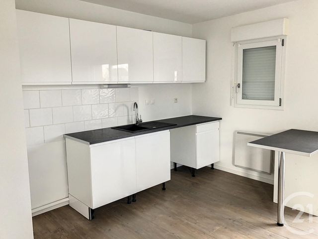Appartement F2 à louer TRELIVAN