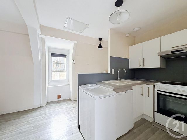 Appartement Studio à vendre - 1 pièce - 25.64 m2 - DINAN - 22 - BRETAGNE - Century 21 Agence De Bretagne